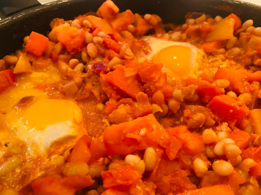 Bohneneintopf á la&nbsp;Shakshuka