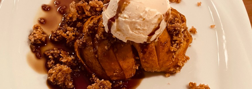 Bratäpfel mit Nüssen